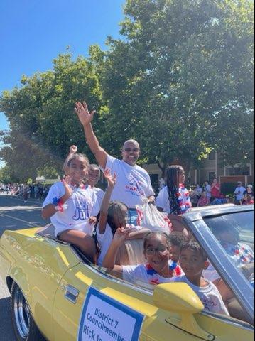 Pocket Parade 2023